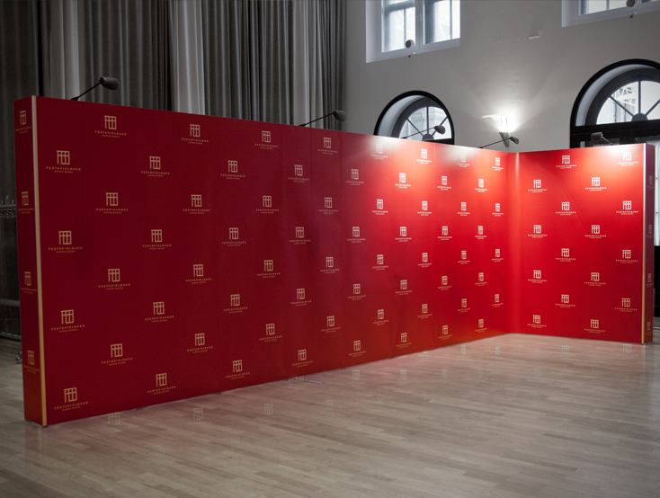 dimedi-pressewand-festspielhaus-03 - Expo-Marketing-Systems